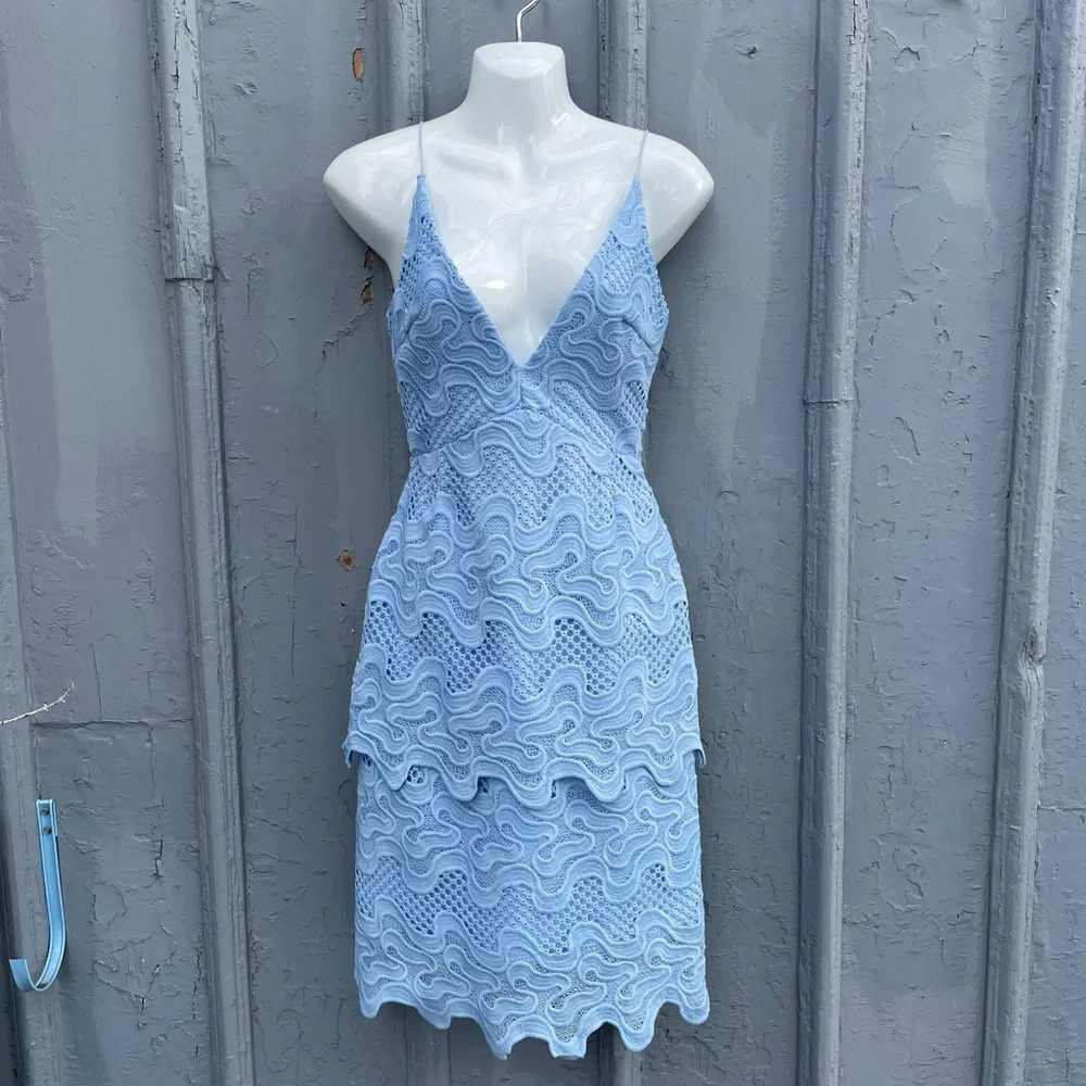 NICHOLAS Lace  Overlay Crochet Strappy Sheath Dress, size 2